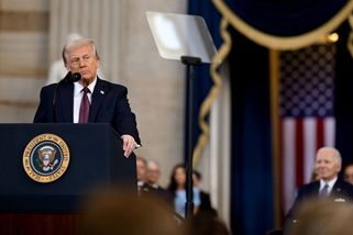 Trump při „noční čistce“ zbavil funkce generální inspektory - Seznam Zprávy